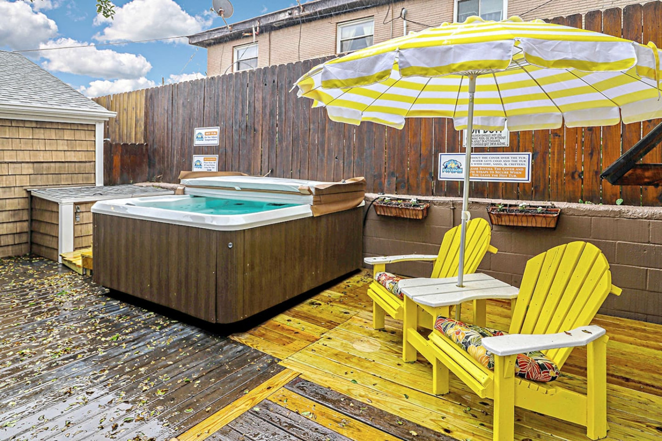 902.c Coastal Retreat Steps From Beach + Sauna, Hot Tub, Kayaks, Corn Hole & Beachfront Grilling - Norfolk, VA