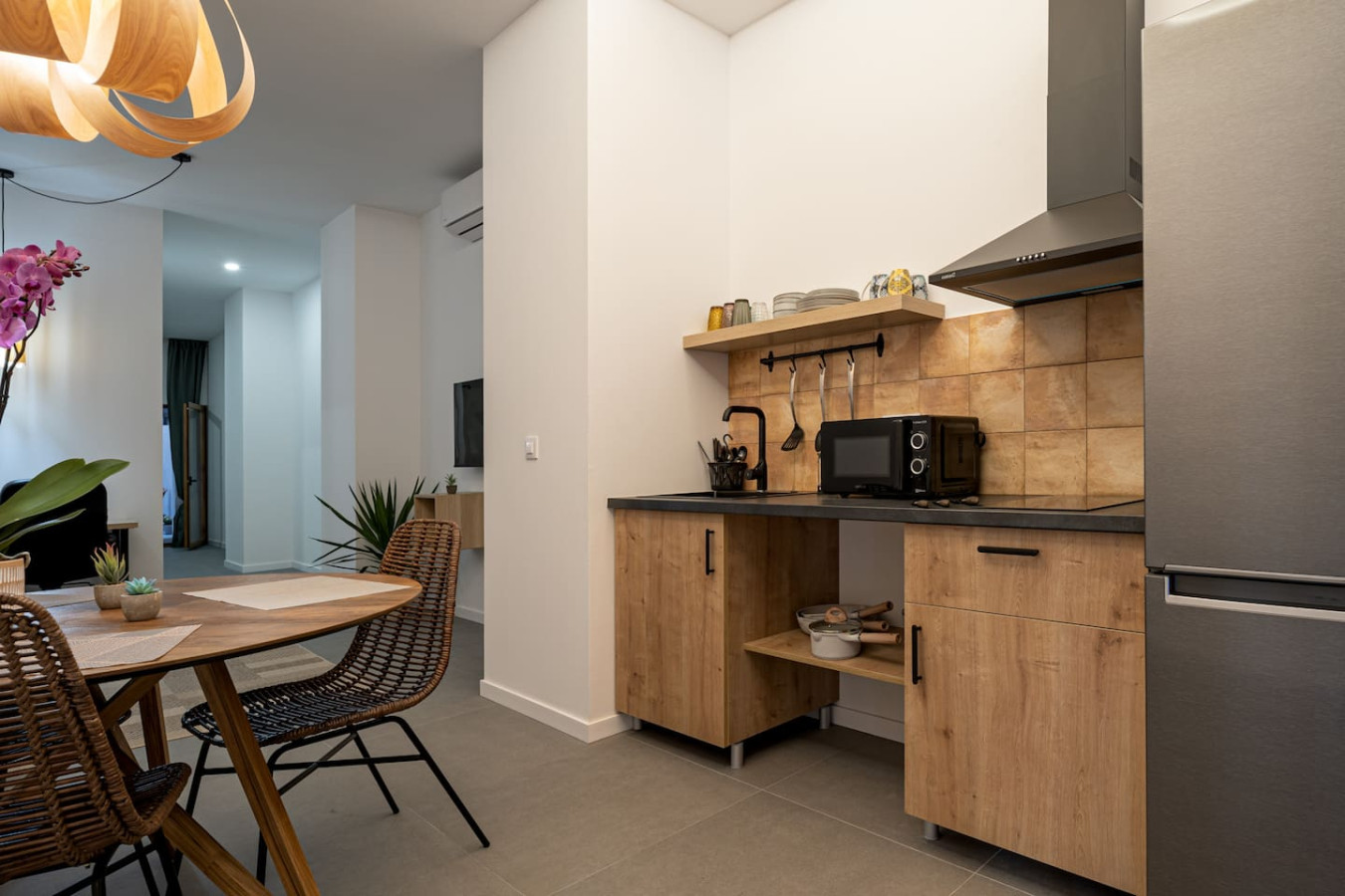 Interior de un loft en La Raïosa