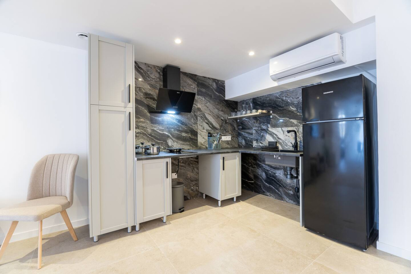 Loft in Monteolivete, next to the City of Arts and Sciences · D, foto 3