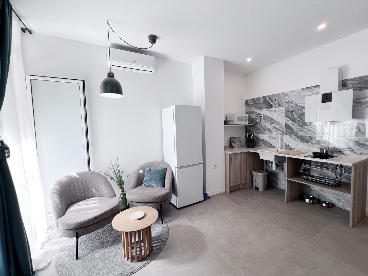 Loft près du jardin du Túria · B