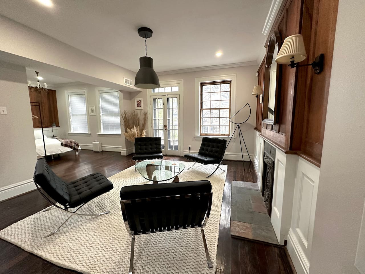 Central Cwe Luxury, King Beds, Huge Primary Suite - St. Louis, MO