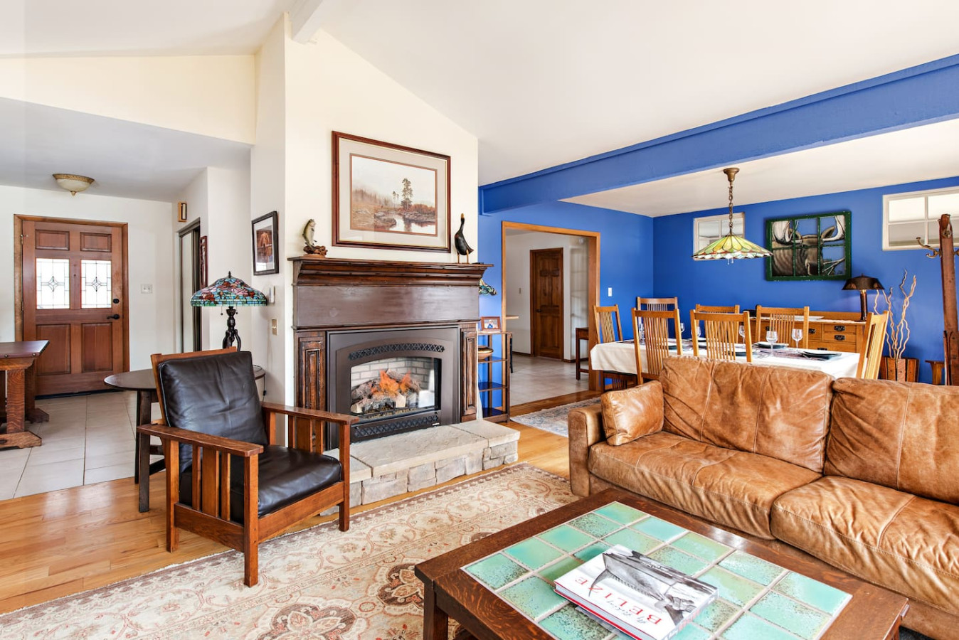 Living room with gas fireplace