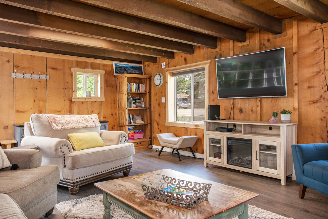 Historic Dwntwn Home, Warm & Charming,13 Mi to GWS