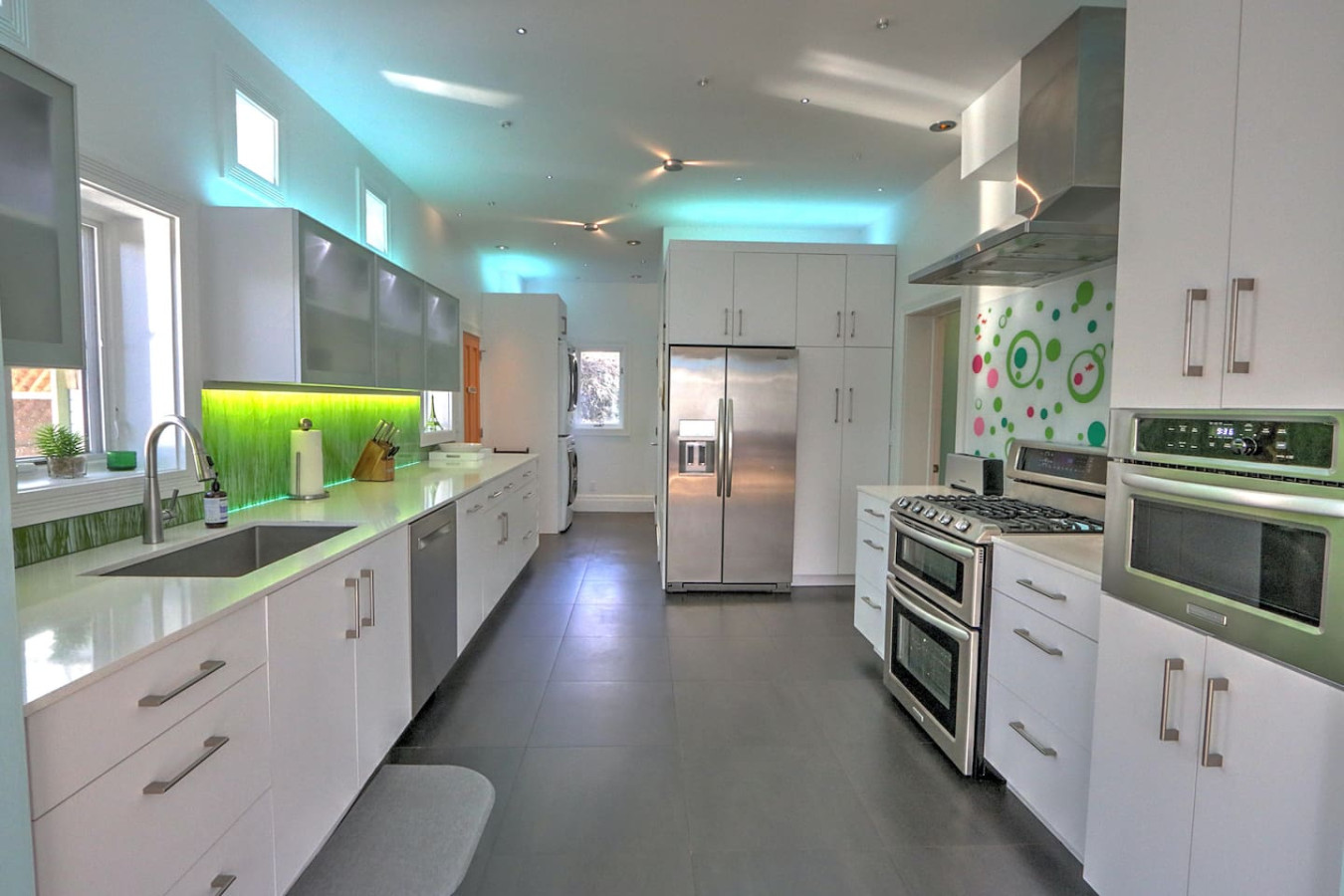 Well equipped kitchen