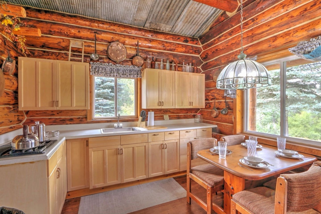 Kitchen and dining area