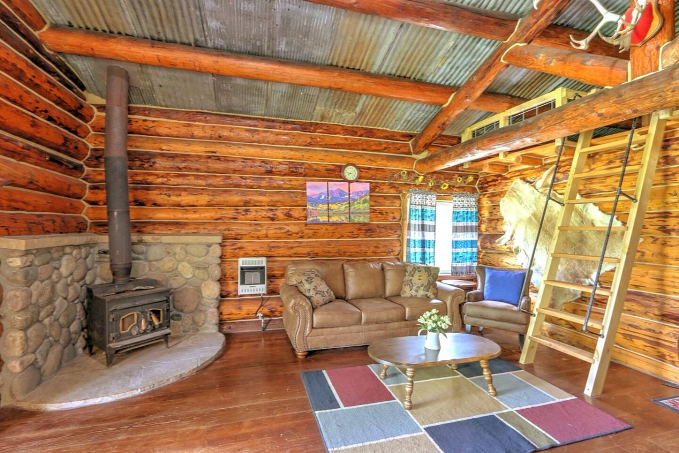 Living room with fireplace