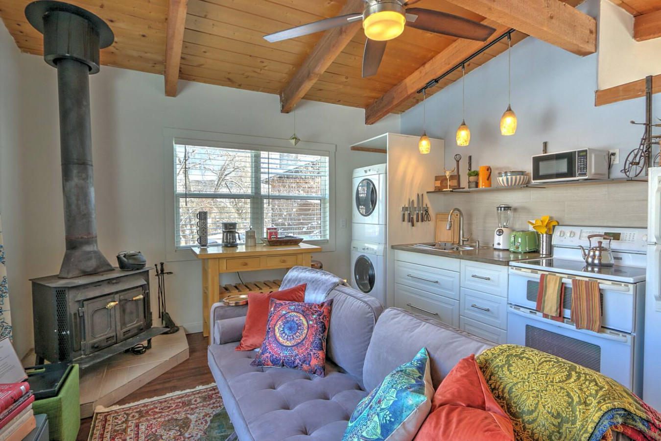 Bright Studio w/ Deck, 2 Mi. to Town, 10 Mi. 2 Ski