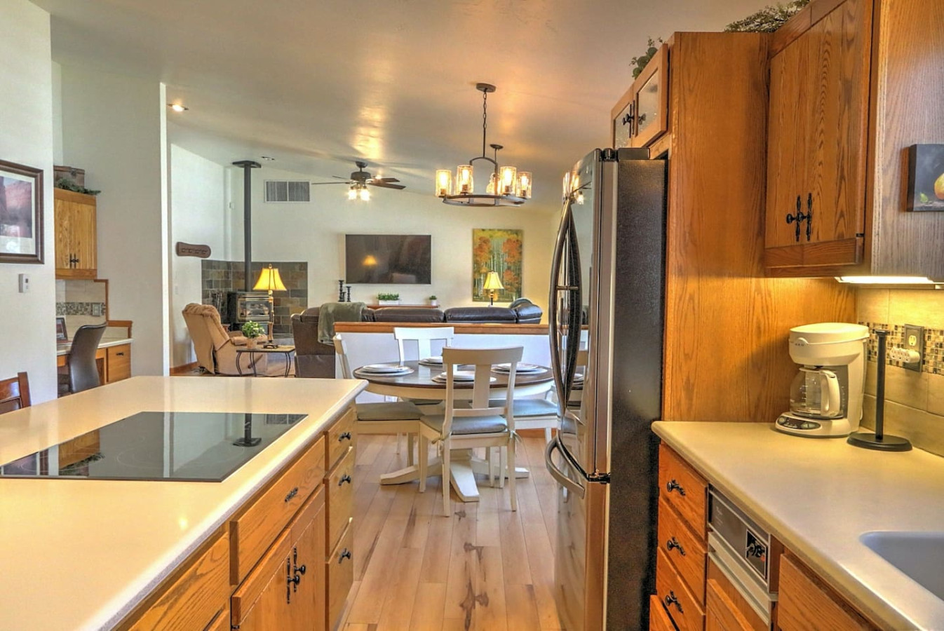 Full equipped kitchen with drip coffee maker