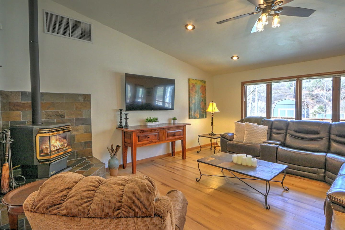 Comfortable living room with gas fireplace