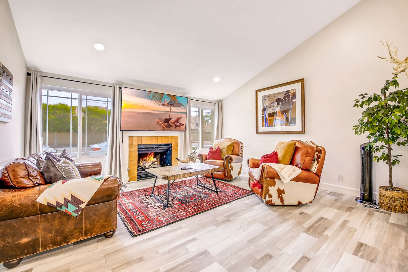 Charming Oasis With Game Room And Smart Tvs - Cozy Southern California Retreat - Huntington Beach