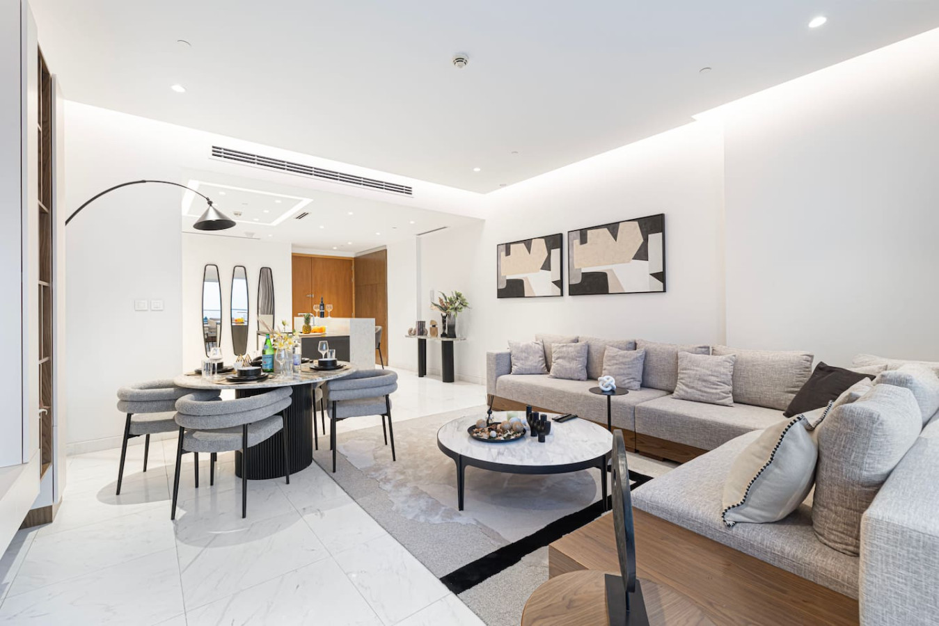 1JBR | 3BHK Luxury Sea & Palm View w/Private Beach