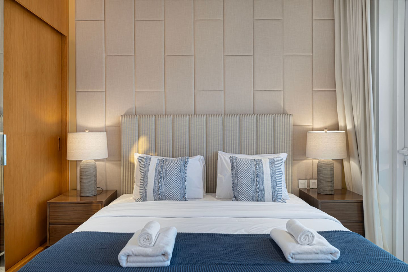 1JBR | 3BHK Luxury Sea & Palm View w/Private Beach