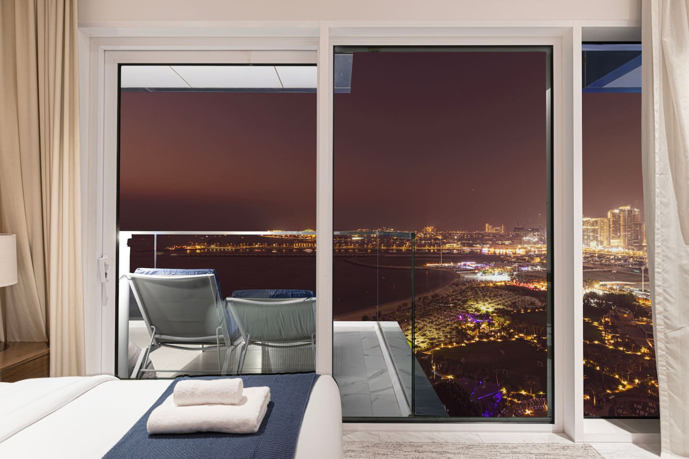 1JBR | 3BHK Luxury Sea & Palm View w/Private Beach
