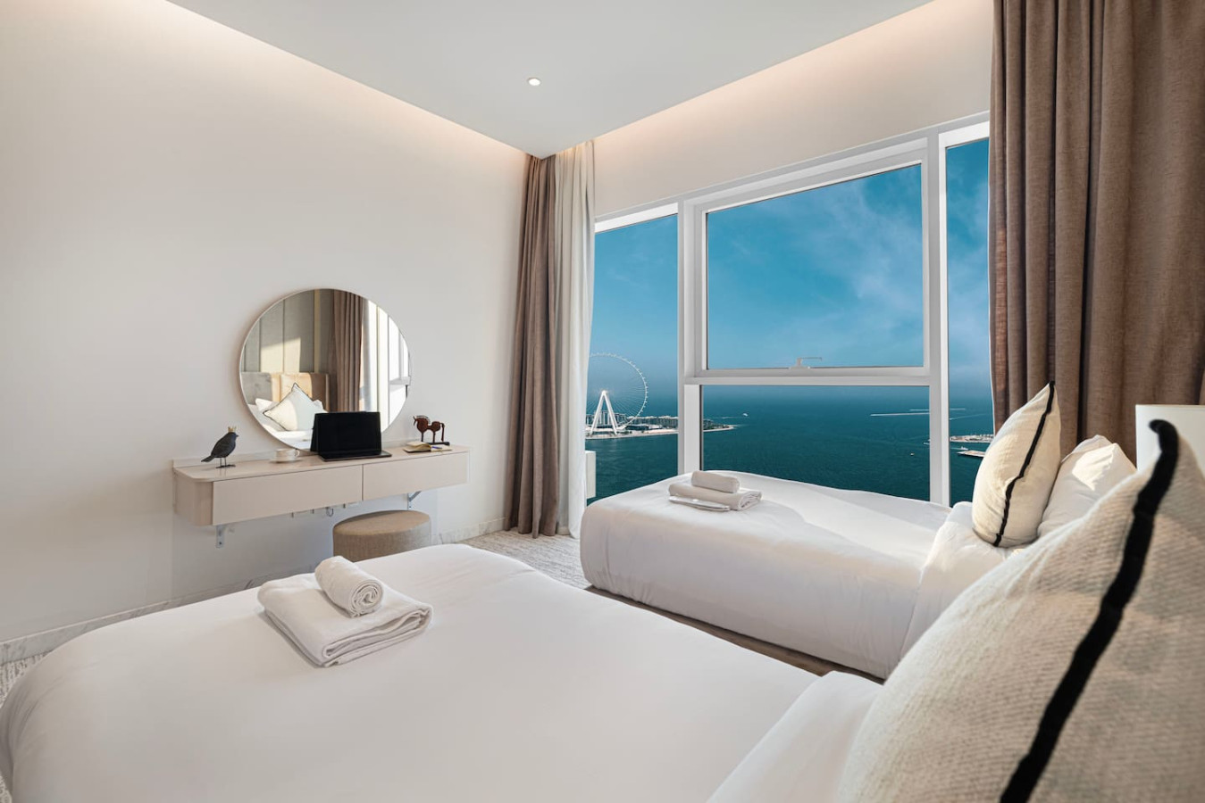 1JBR | 3BHK Luxury Sea & Palm View w/Private Beach