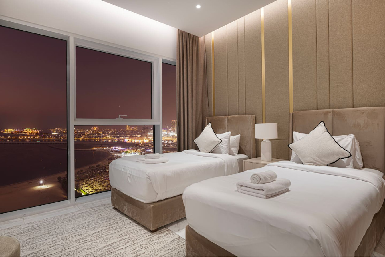 1JBR | 3BHK Luxury Sea & Palm View w/Private Beach