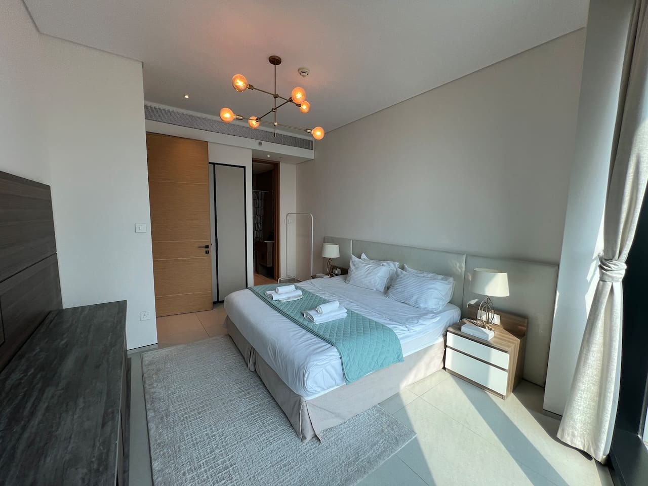 Canal Views | Modern Gym | Beachfront Resort