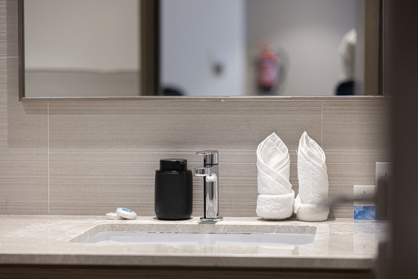 Grande Downtown 1BR | Steps to Burj Khalifa &Opera