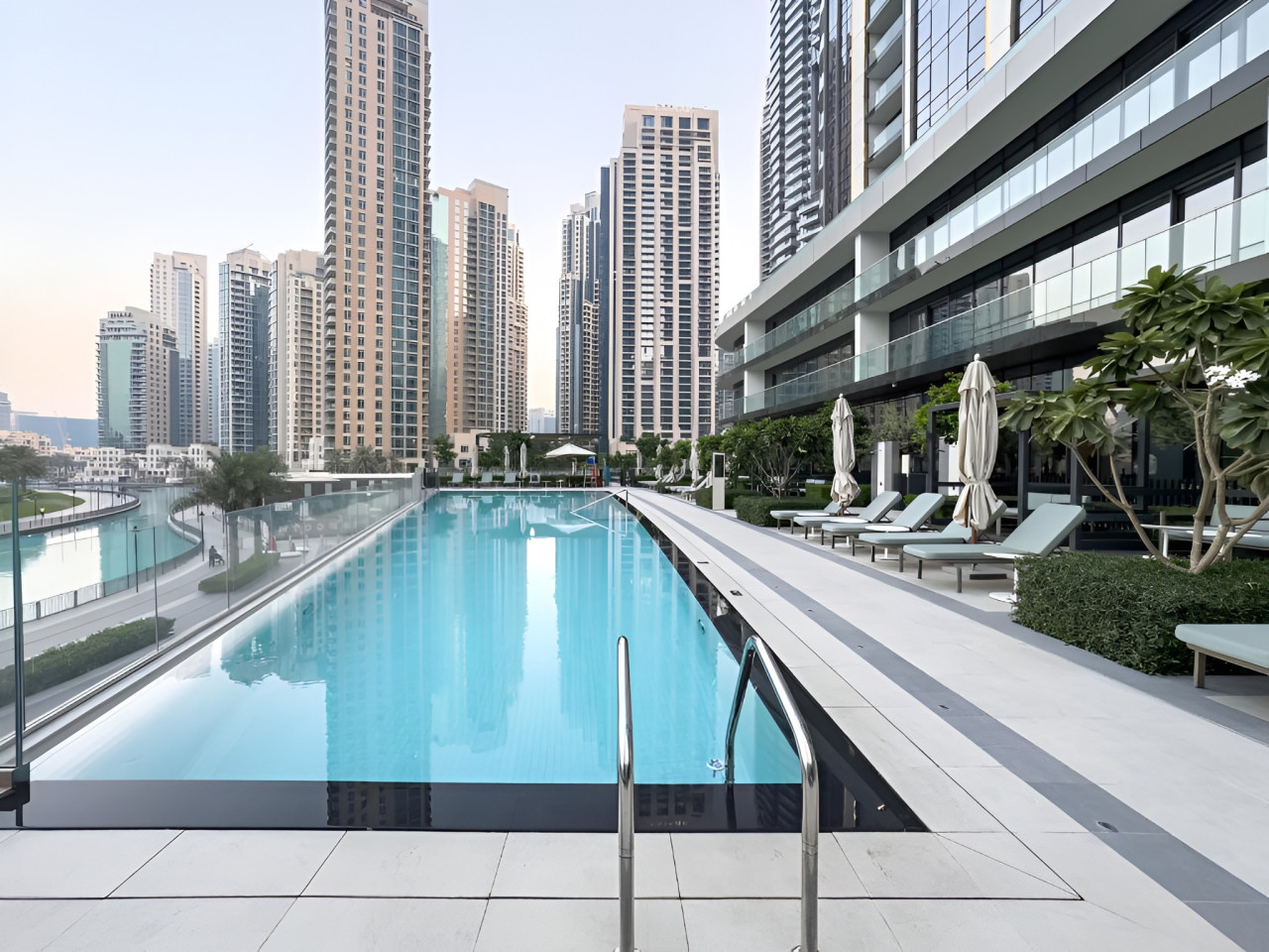Grande Downtown 1BR | Steps to Burj Khalifa &Opera