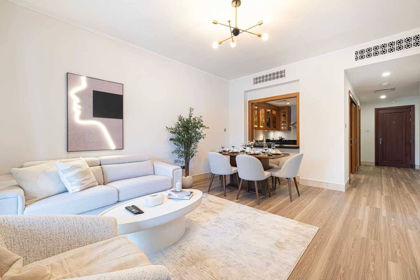 Downtown 2BR w/ Burj Khalifa View | By Dubai Mall