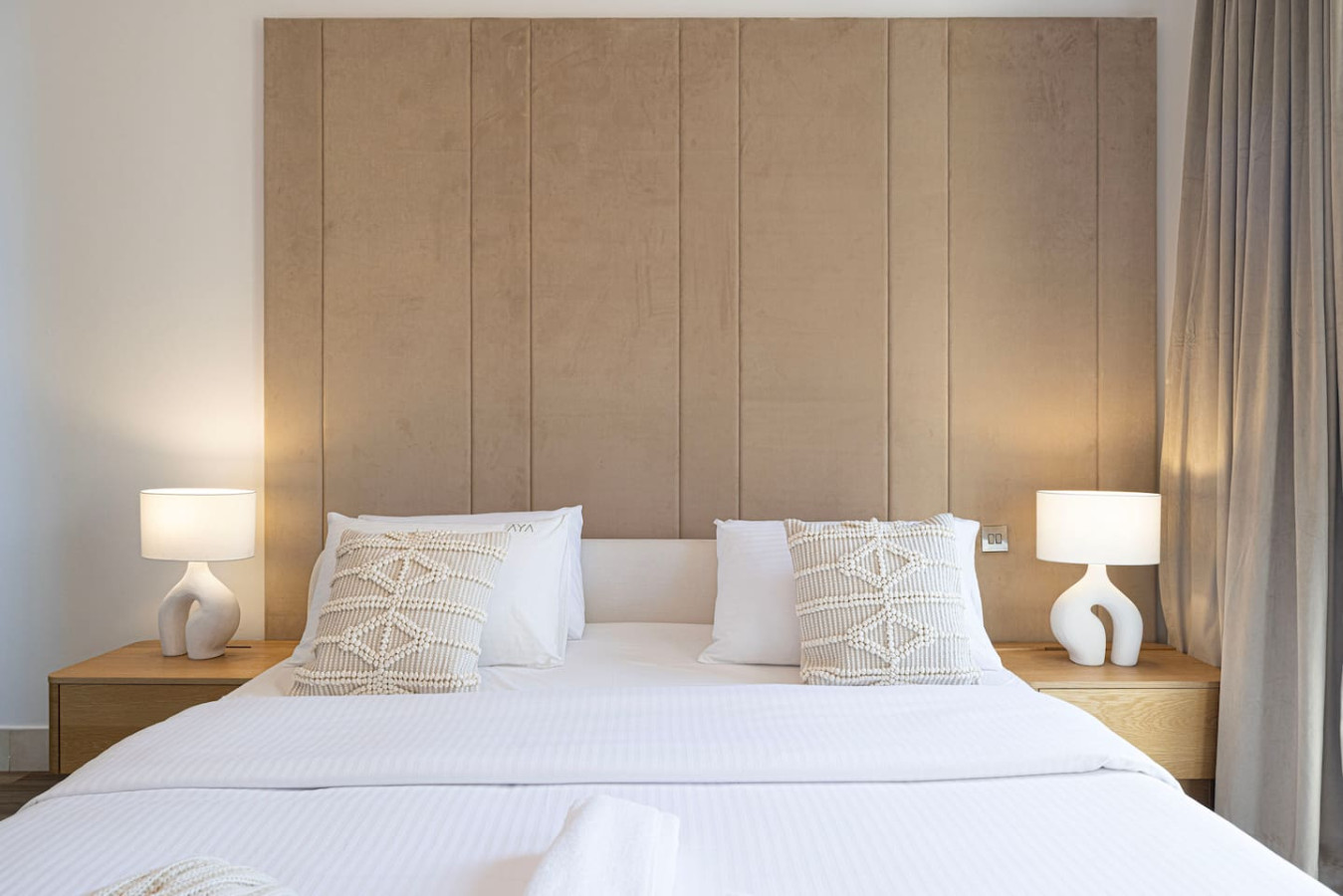 Downtown 2BR w/ Burj Khalifa View | By Dubai Mall