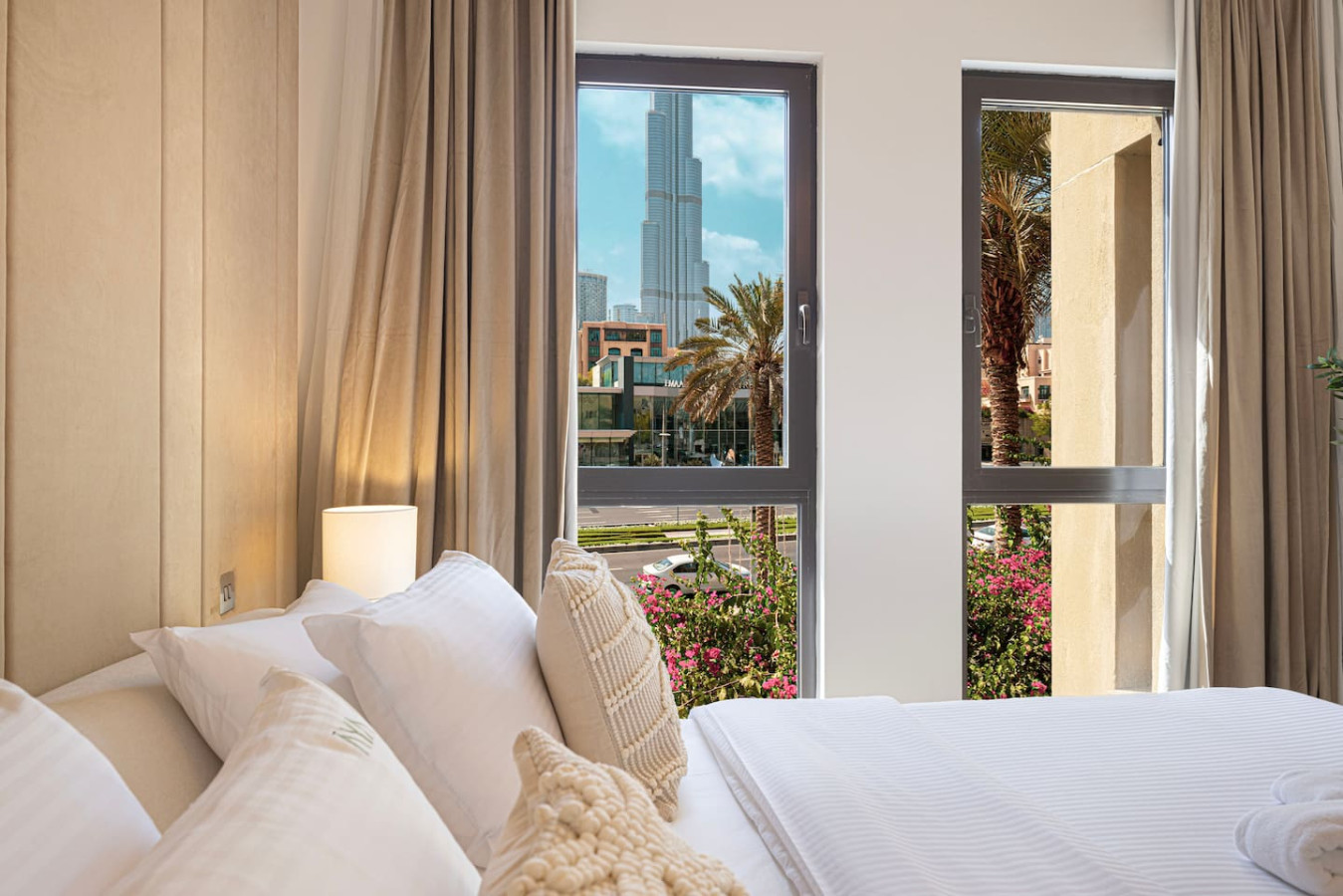 Downtown 2BR w/ Burj Khalifa View | By Dubai Mall