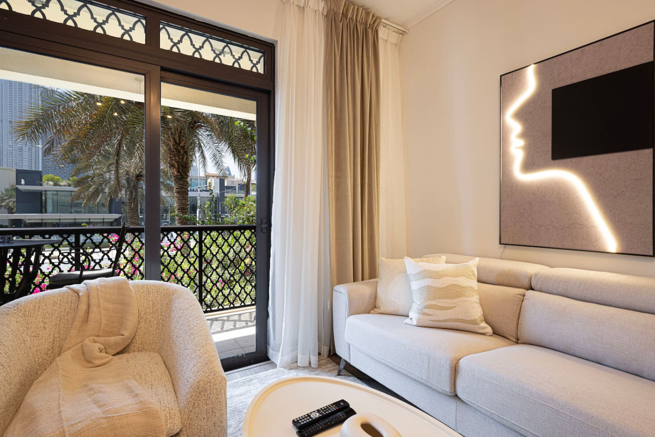 Downtown 2BR w/ Burj Khalifa View | By Dubai Mall