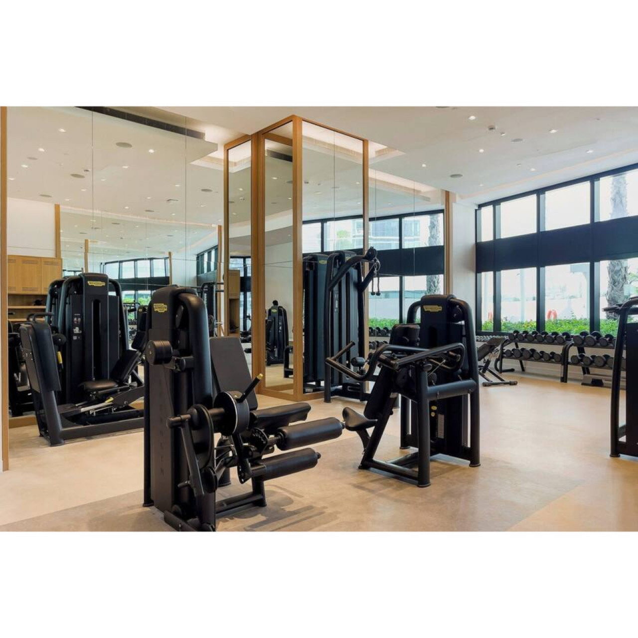 Stylish 1BR the Address | Marina View | Pool & Gym