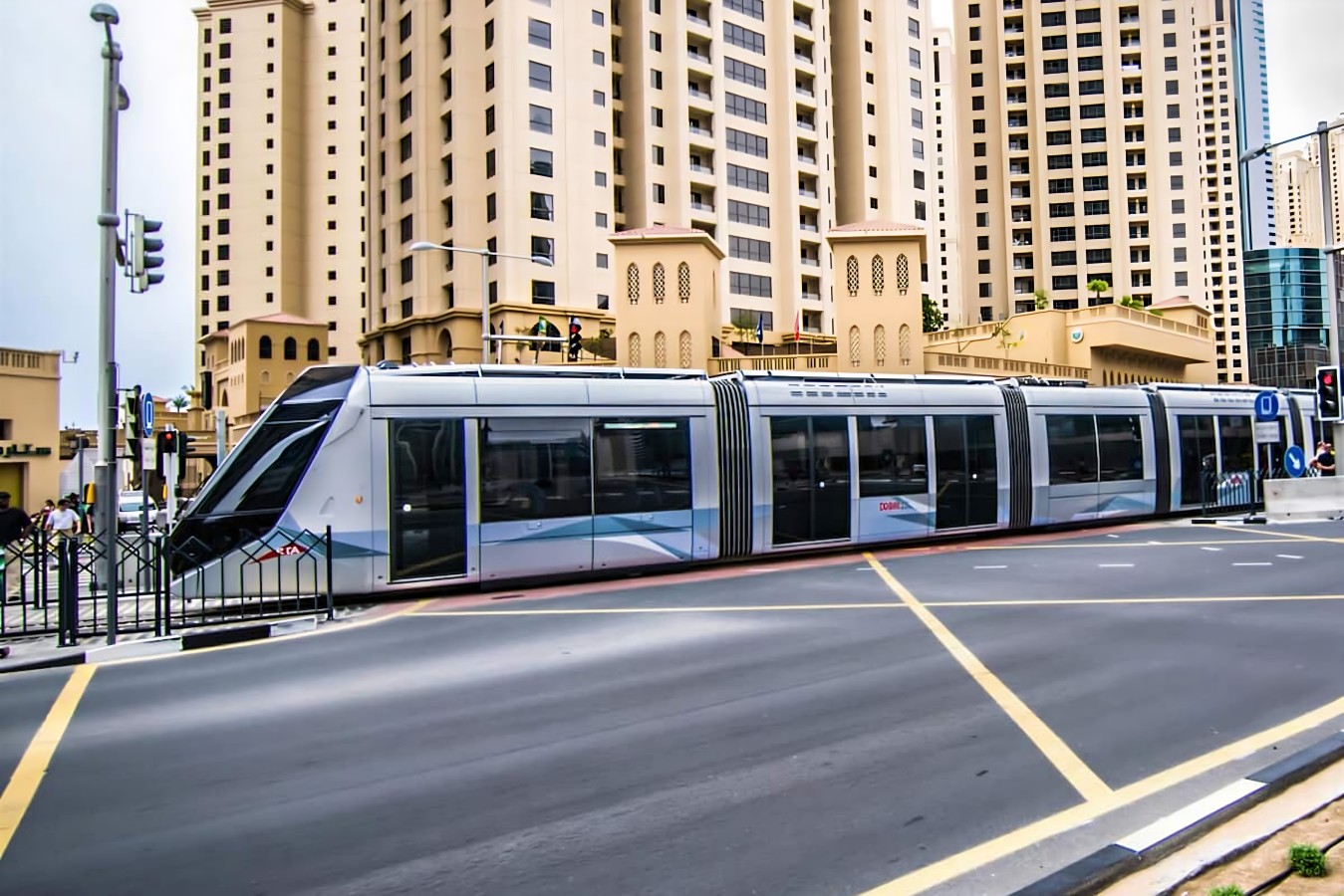 Location Highlight: Experience the vibrant city life and easy access to attractions just steps away!