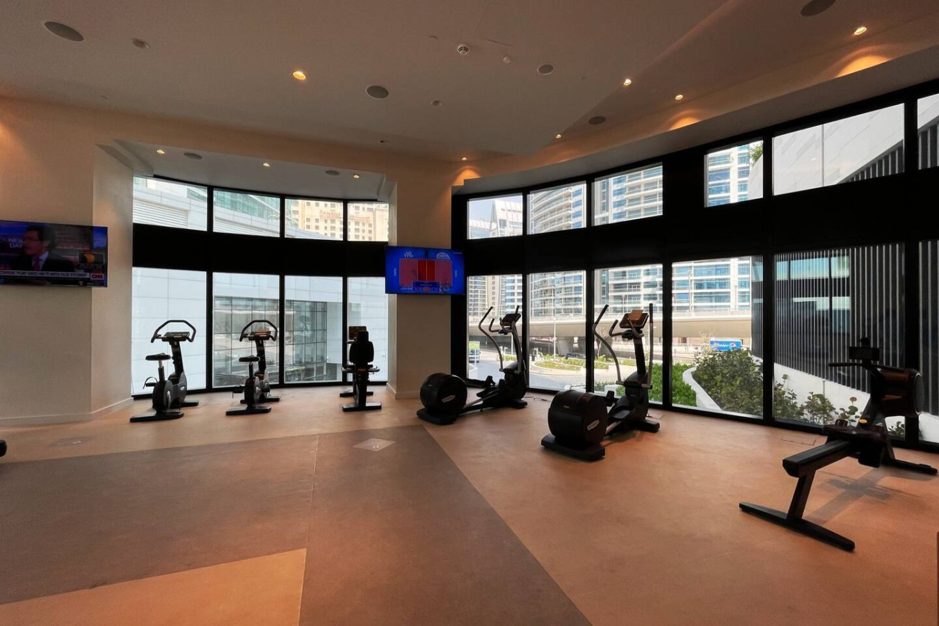 Stylish 1BR the Address | Marina View | Pool & Gym