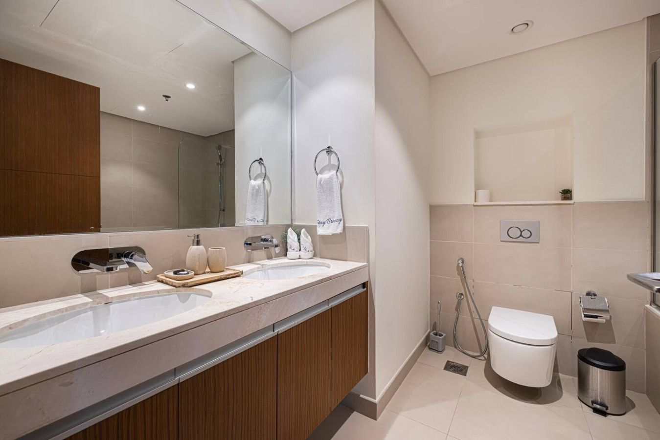 Huge 1BR in Creek Harbour with City View and Pool