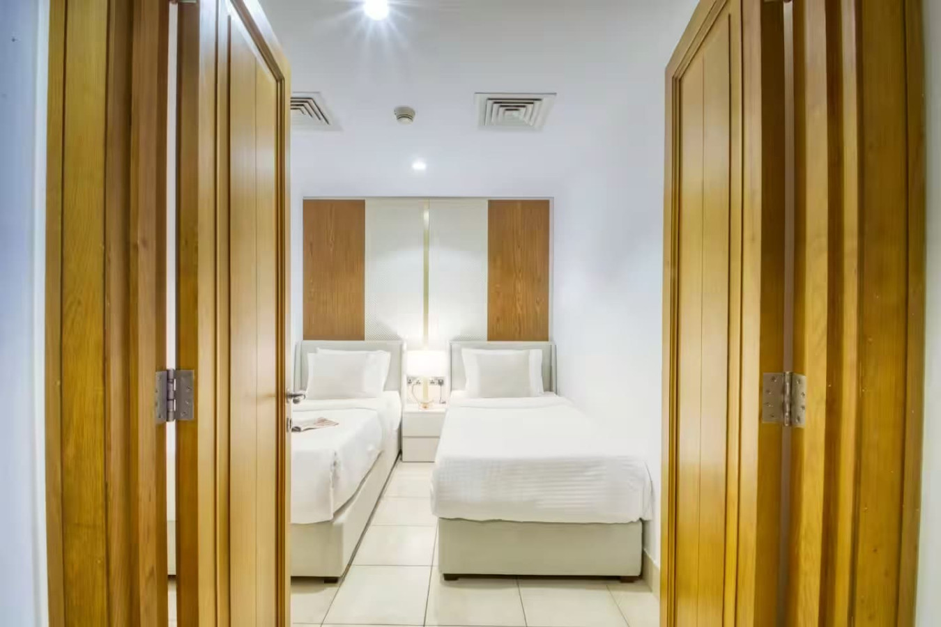 Downtown 2BR w/ Burj Khalifa View | By Dubai Mall