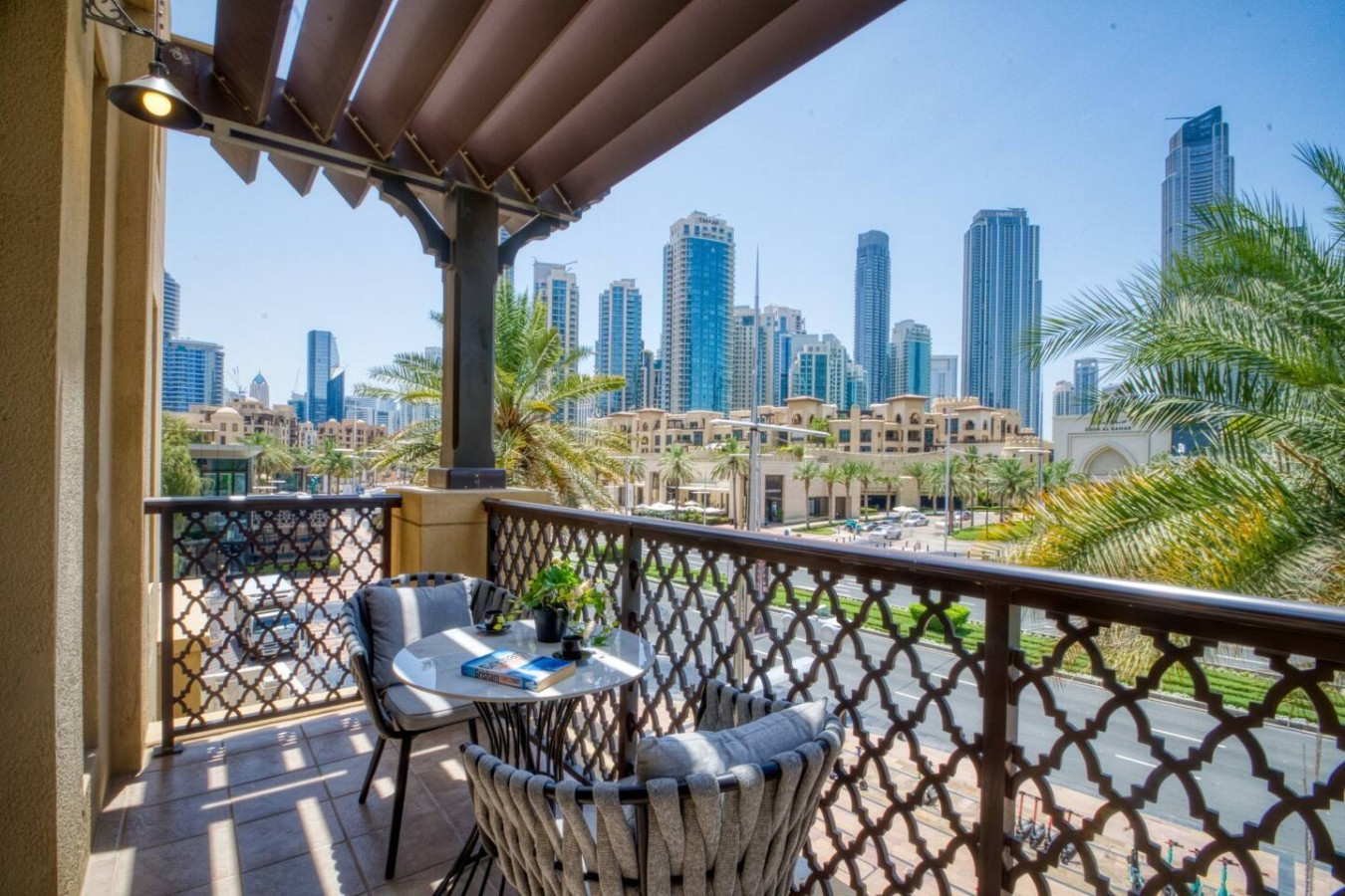 Downtown 2BR w/ Burj Khalifa View | By Dubai Mall