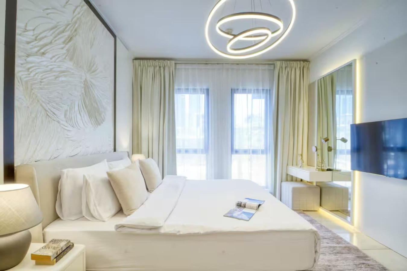 Downtown 2BR w/ Burj Khalifa View | By Dubai Mall