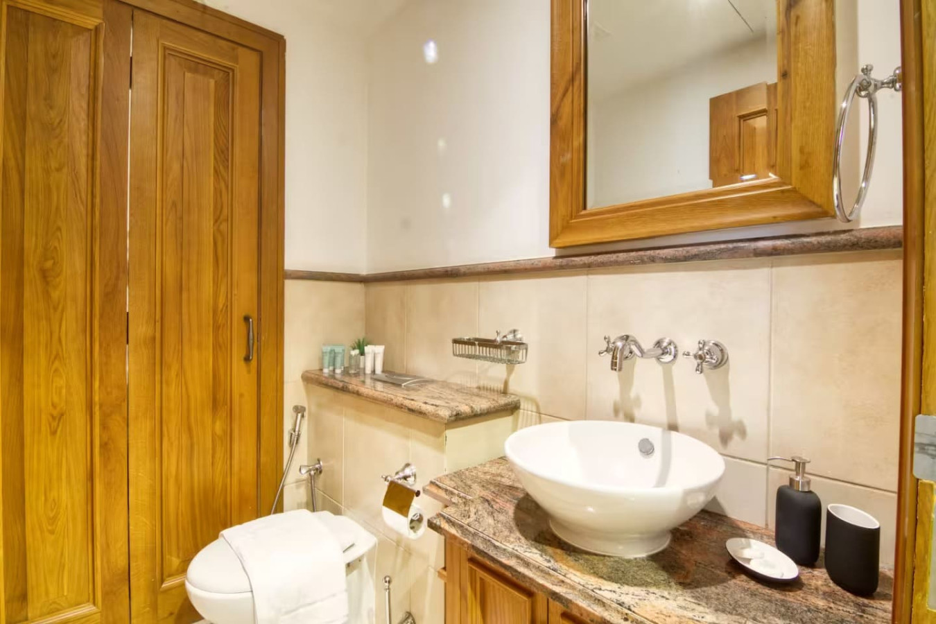 Downtown 2BR w/ Burj Khalifa View | By Dubai Mall