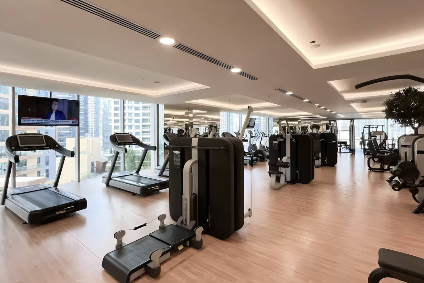 Address Beach Resort 1BR w/Pvt Beach &Steps to JBR