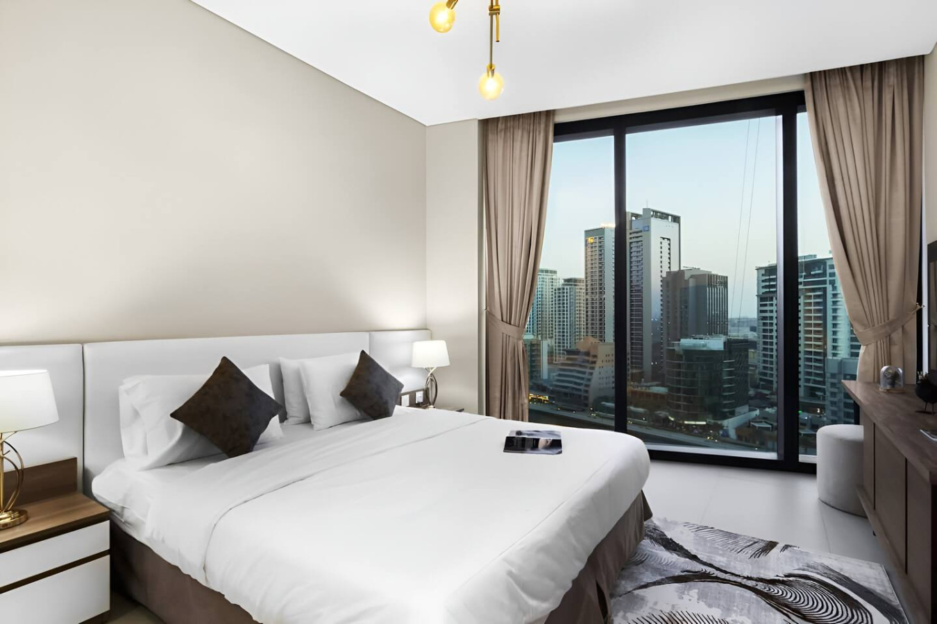 Address Beach Resort 1BR w/Pvt Beach &Steps to JBR
