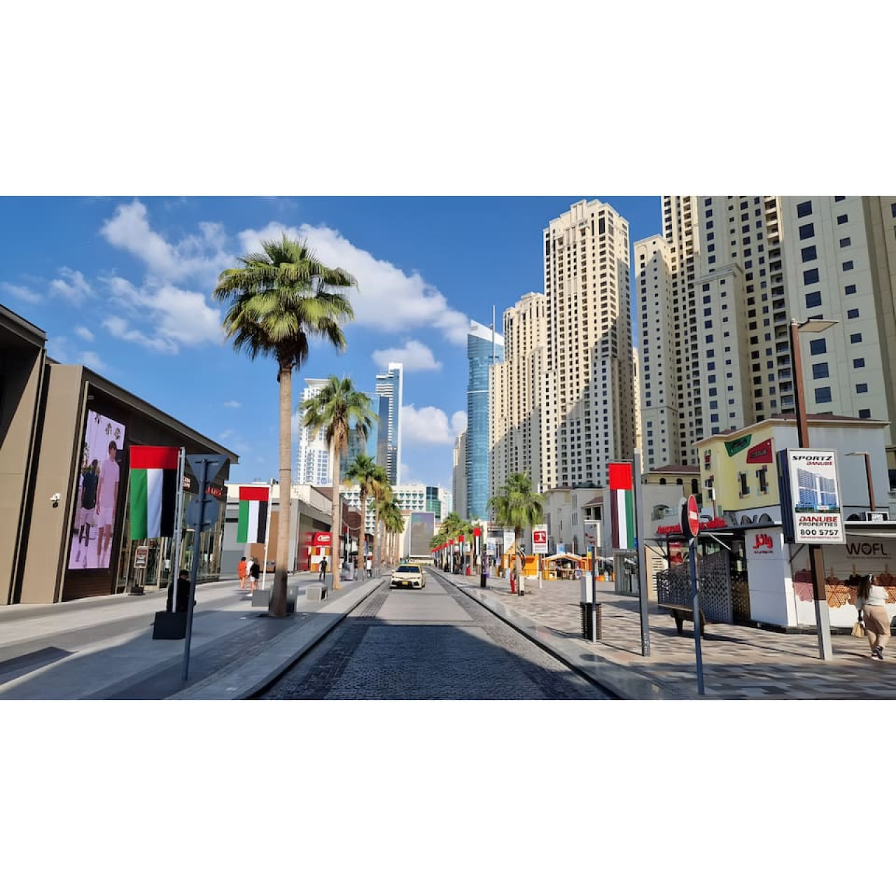 Luxury 4BR Beachfront La Vie JBR | Sea Views