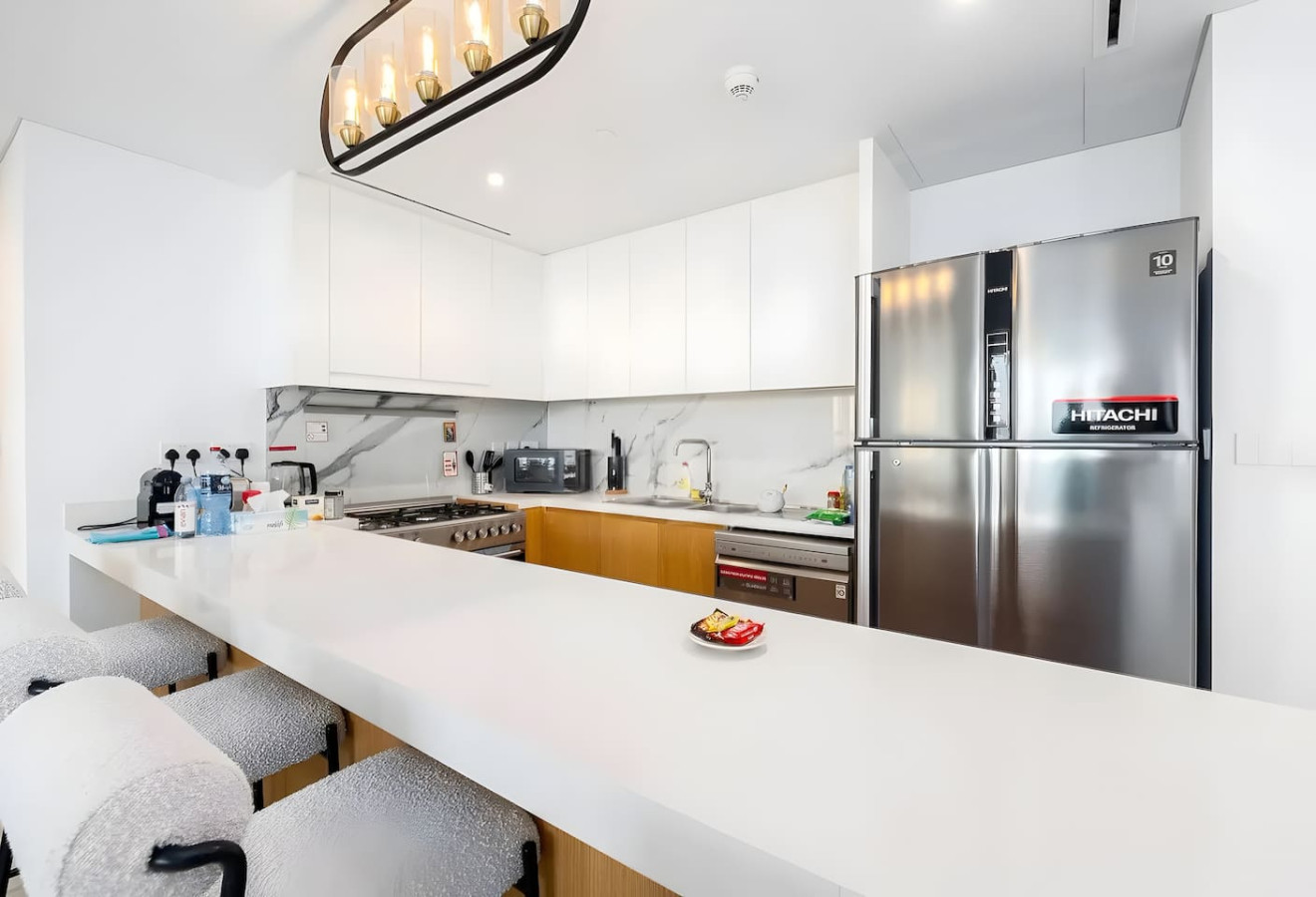 Luxury 4BR Beachfront La Vie JBR | Sea Views
