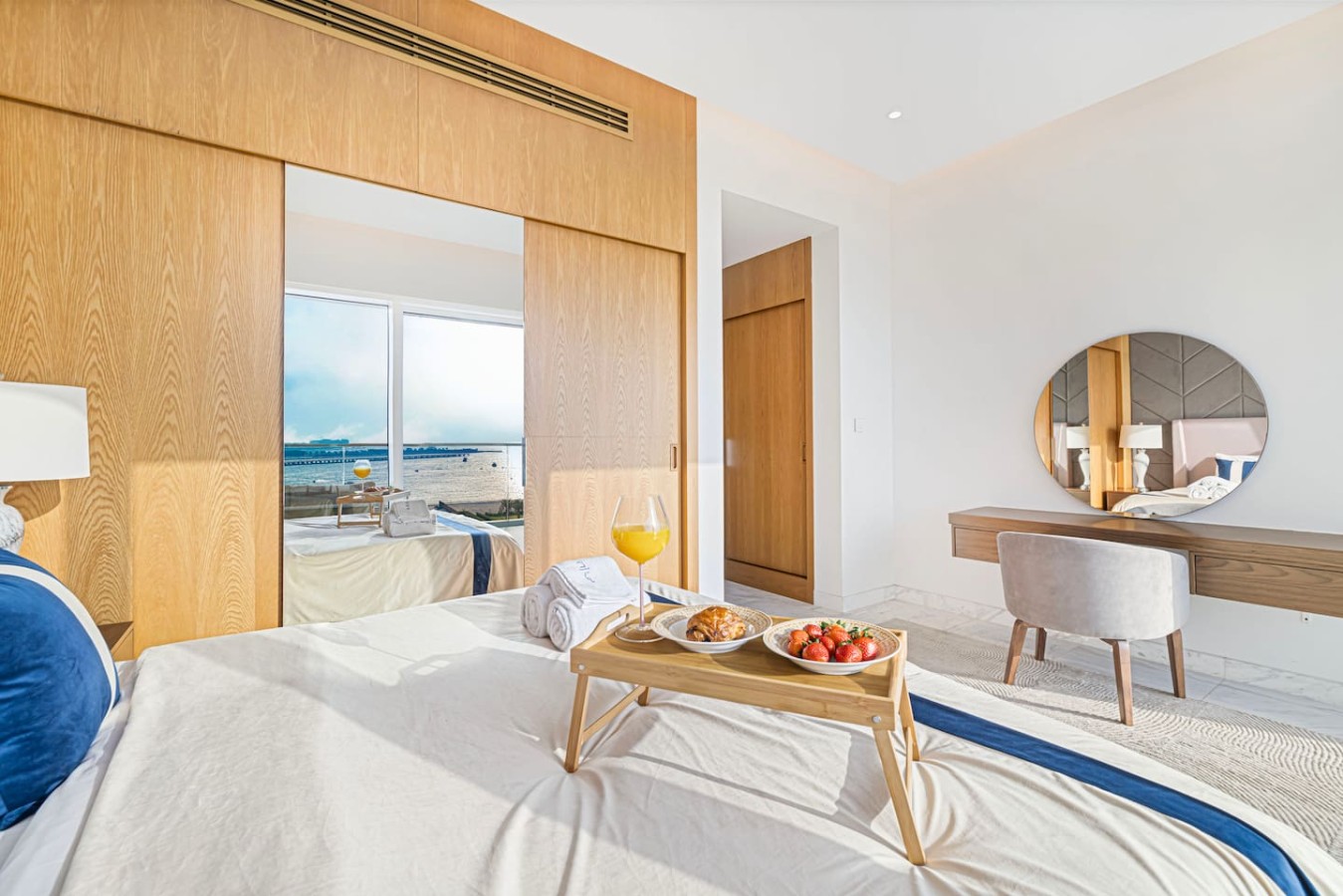 1JBR 2BHK Luxury Sea View w/ Dubai Private Beach
