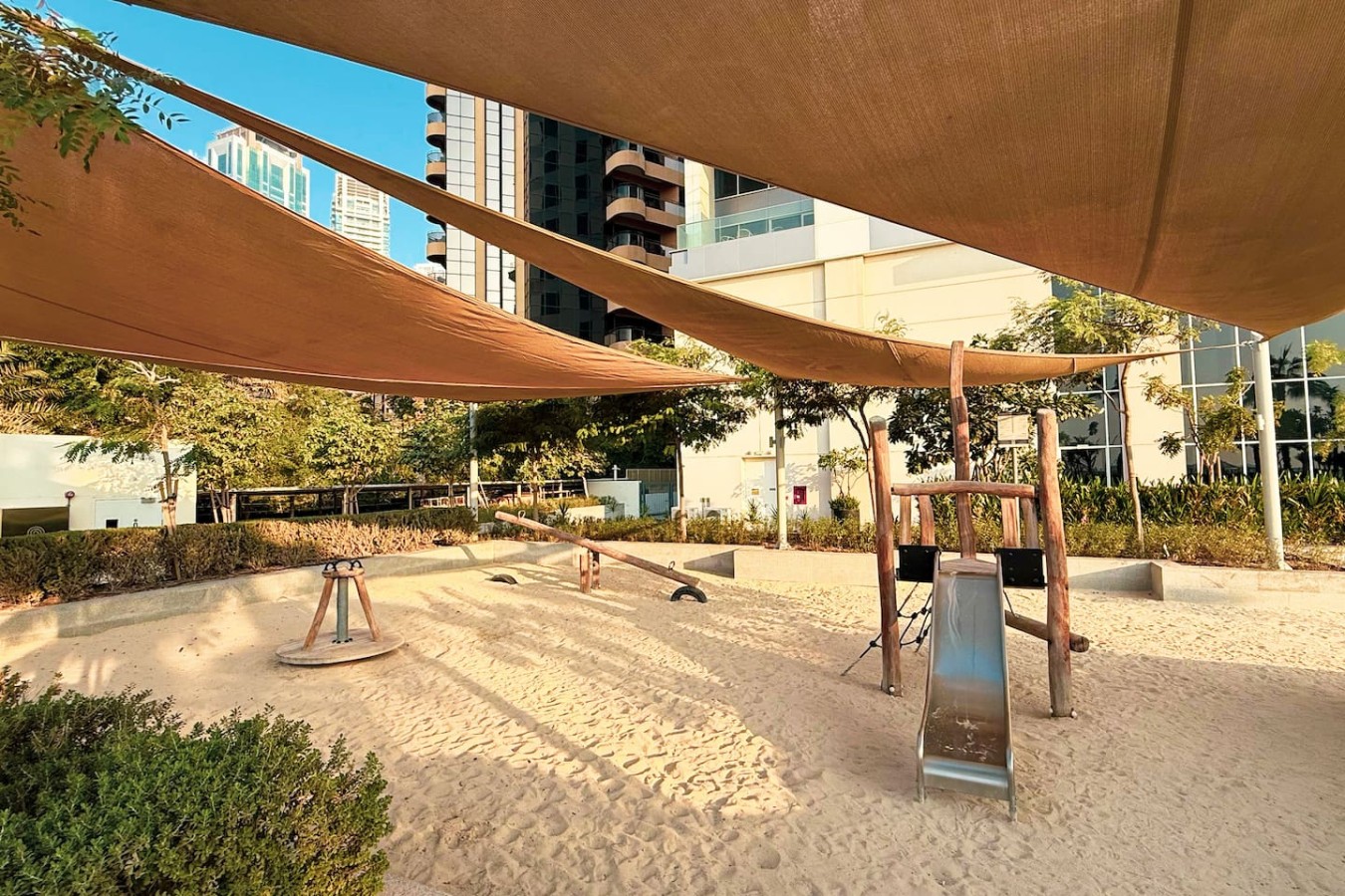 1JBR 2BHK Luxury Sea View w/ Dubai Private Beach