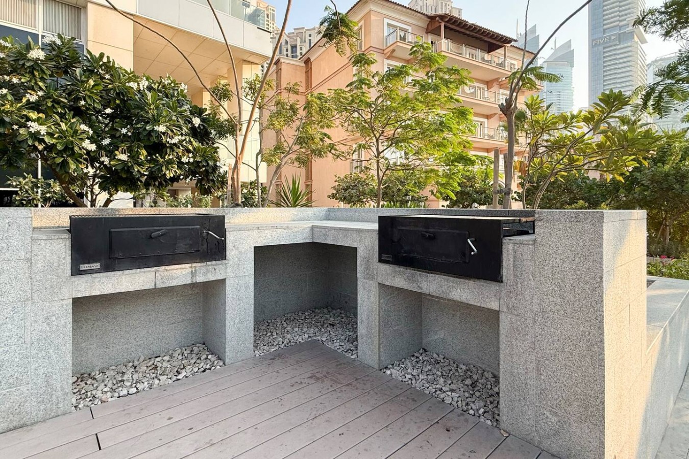 1JBR 2BHK Luxury Sea View w/ Dubai Private Beach