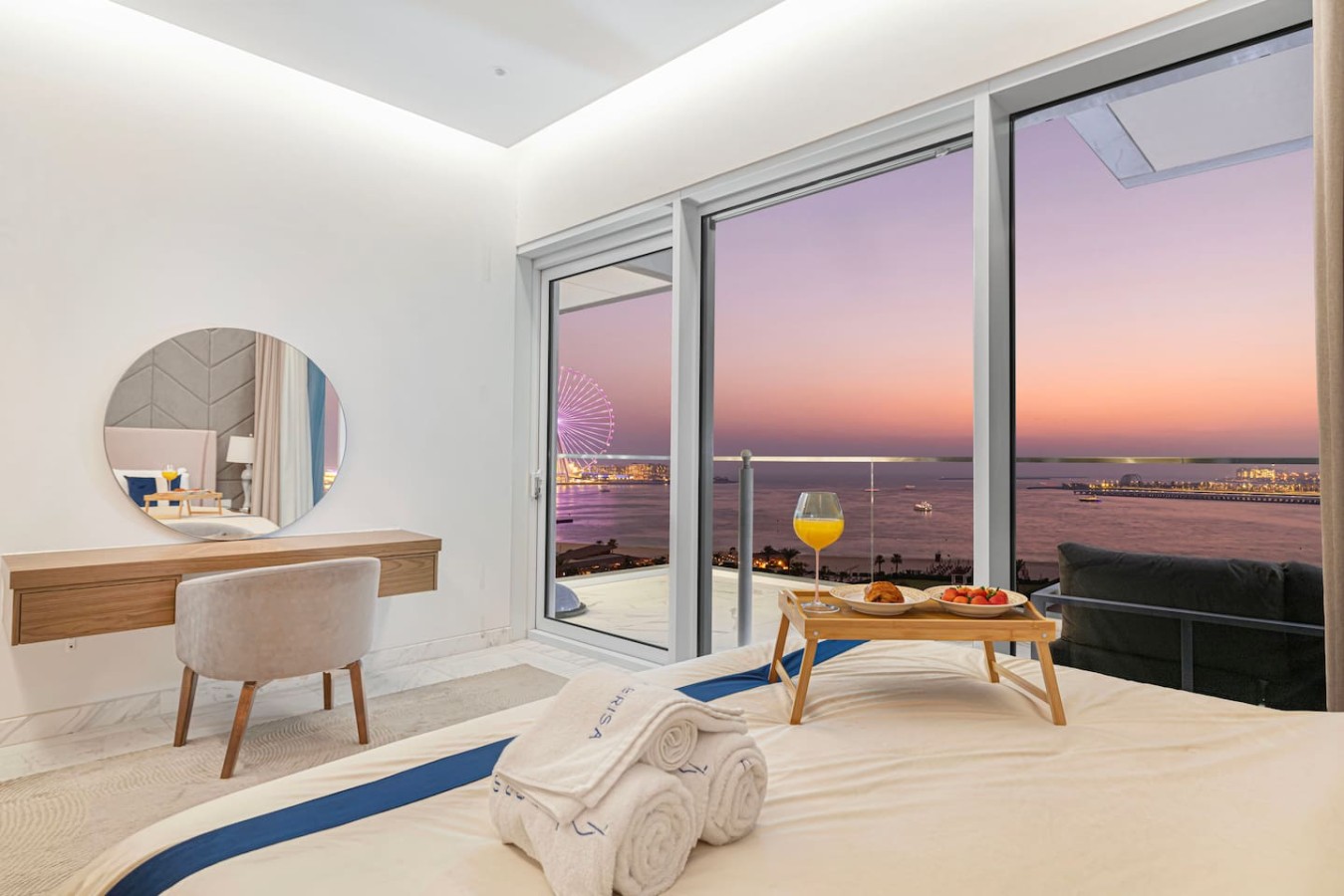 1JBR 2BHK Luxury Sea View w/ Dubai Private Beach
