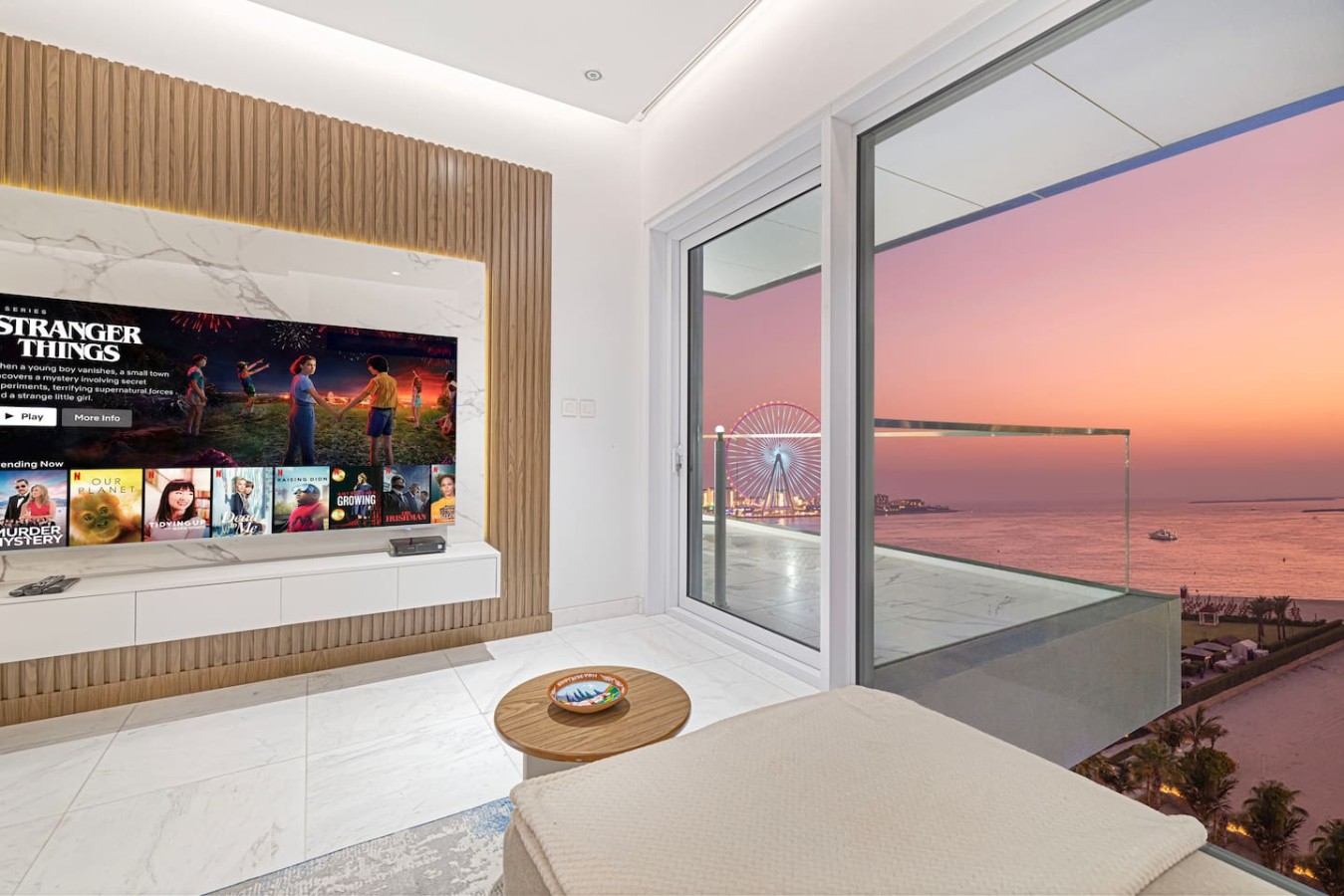 1JBR 2BHK Luxury Sea View w/ Dubai Private Beach