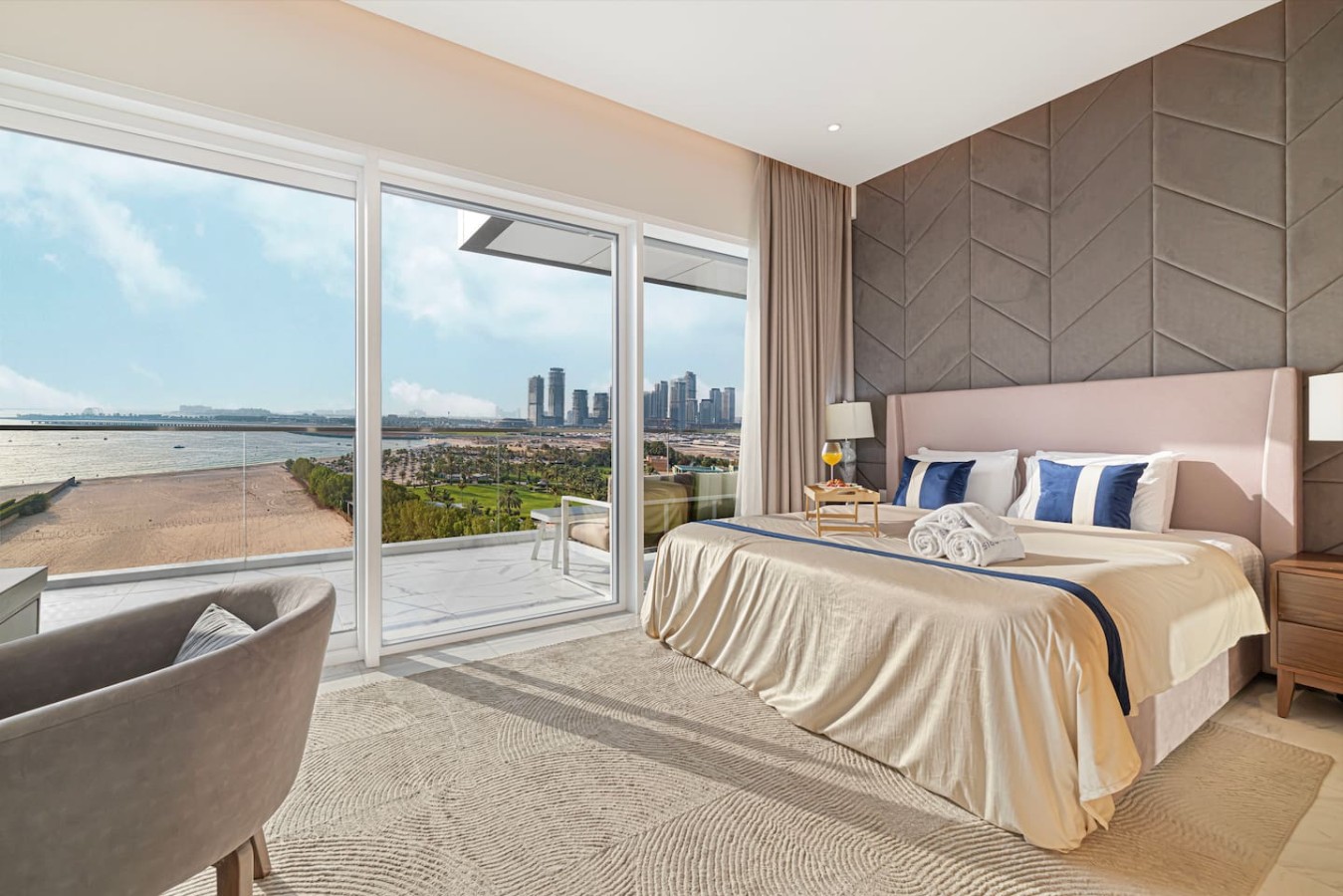 1JBR 2BHK Luxury Sea View w/ Dubai Private Beach