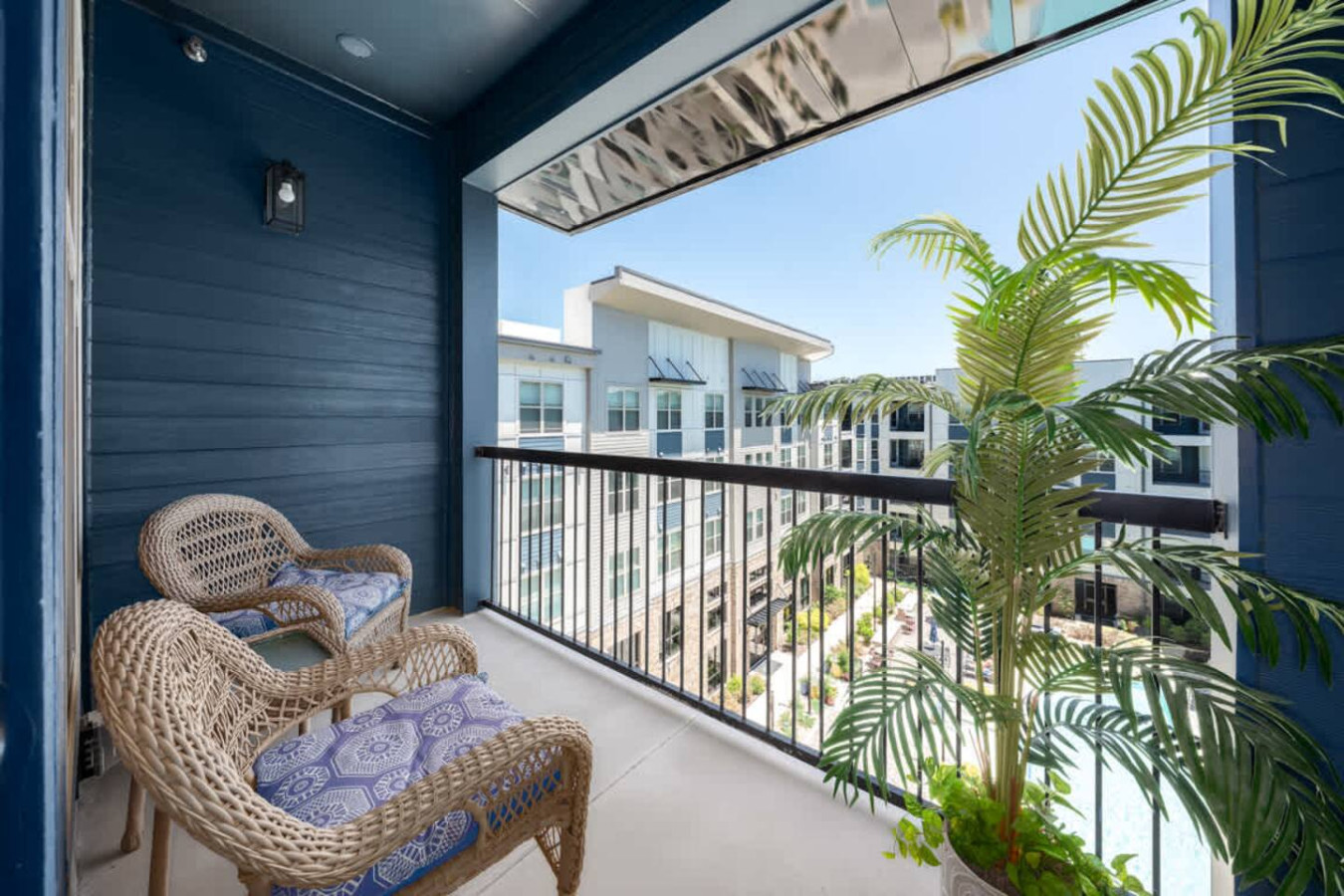 Luxury Apartment: Pool, Near Grandview Medical - Hoover, AL