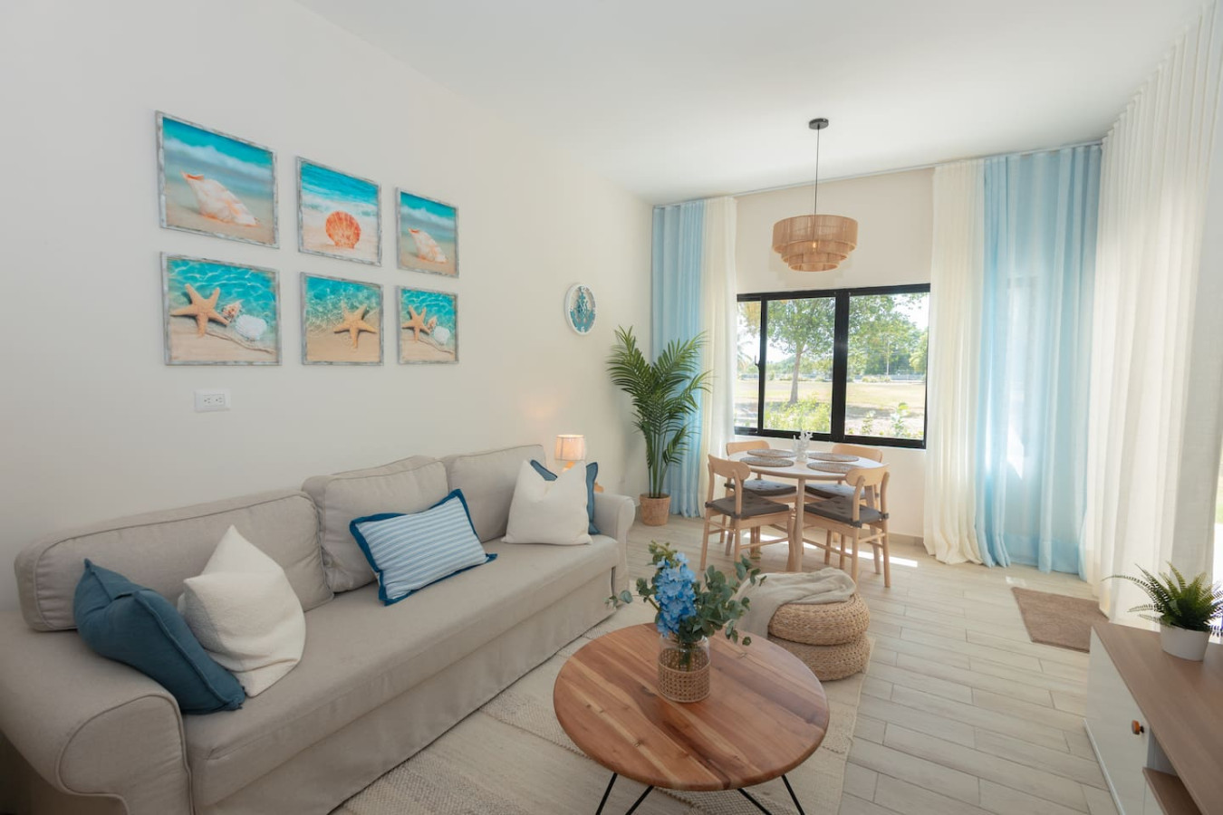 Oasis Retreat | Sleeps 4 | Free Airport Transfer 2