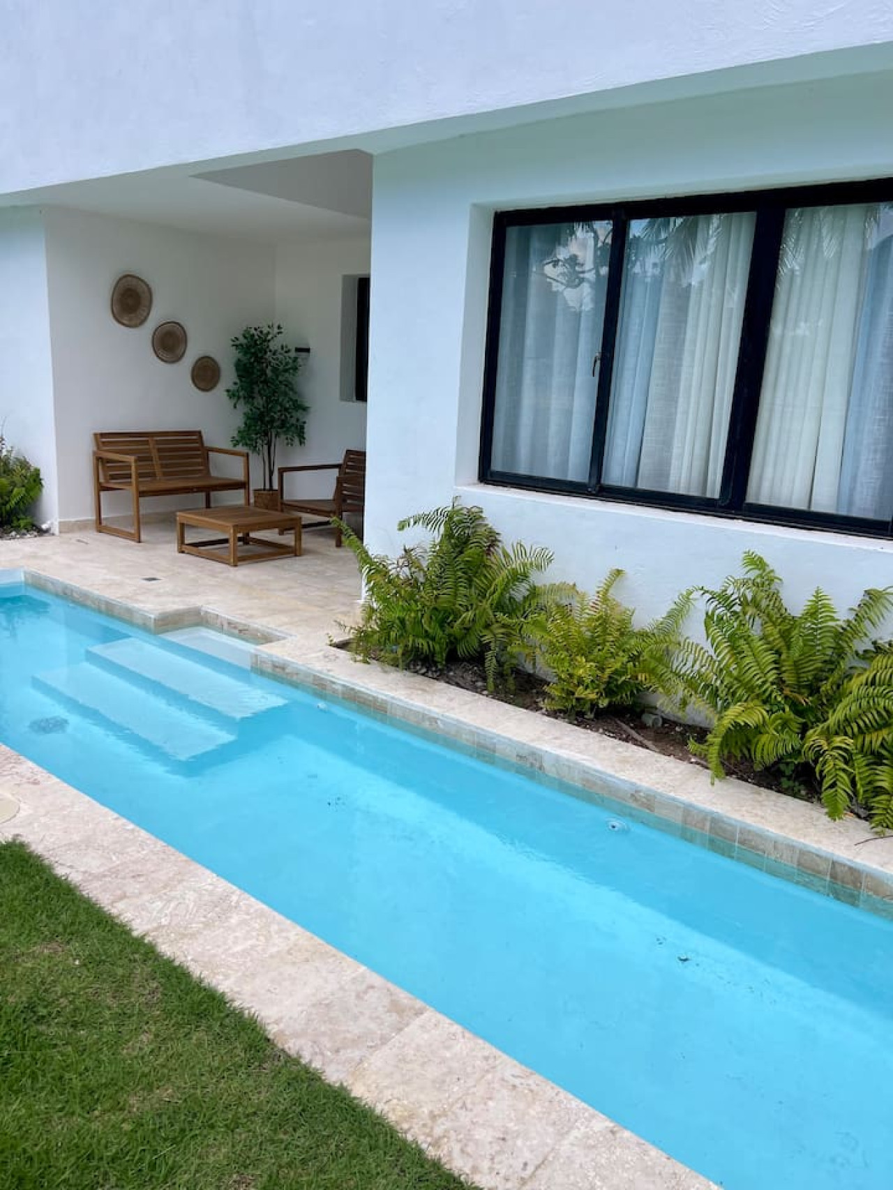 Oasis Retreat | Sleeps 4 | Free Airport Transfer 5