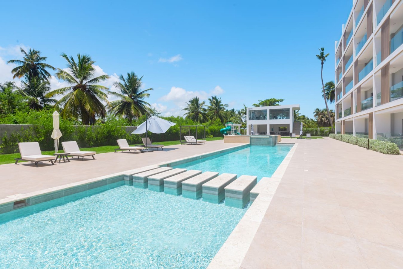 2BR/2BA • 2 Pools • Electricity Included