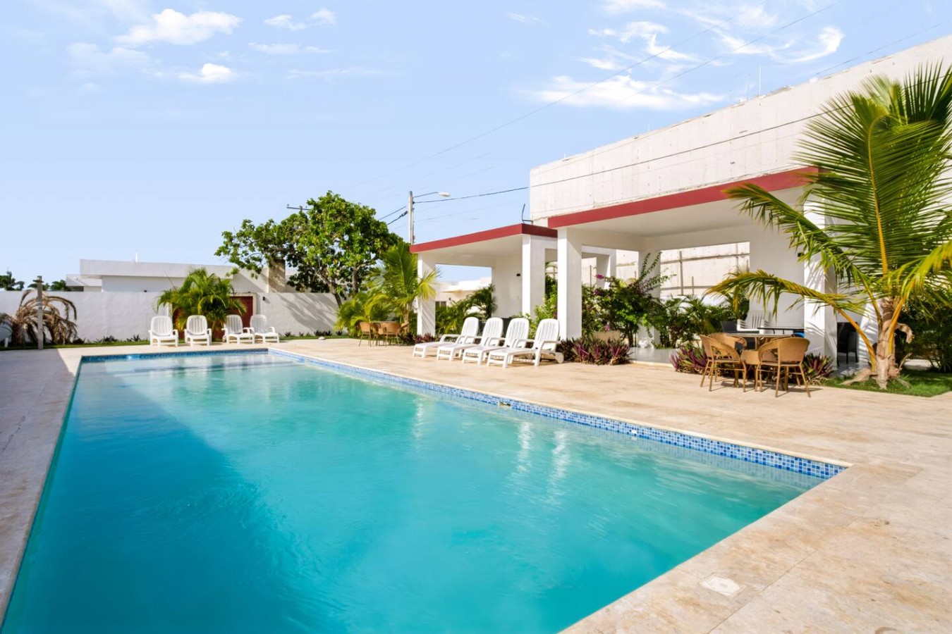 3BR Villa • Pool • Electricity Included