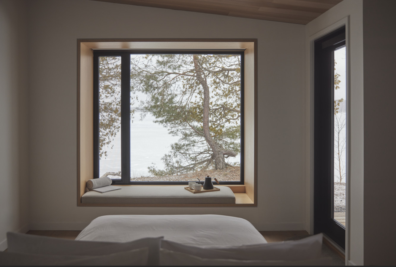 Sunrise Soaker at Dimensions | Cabin Four